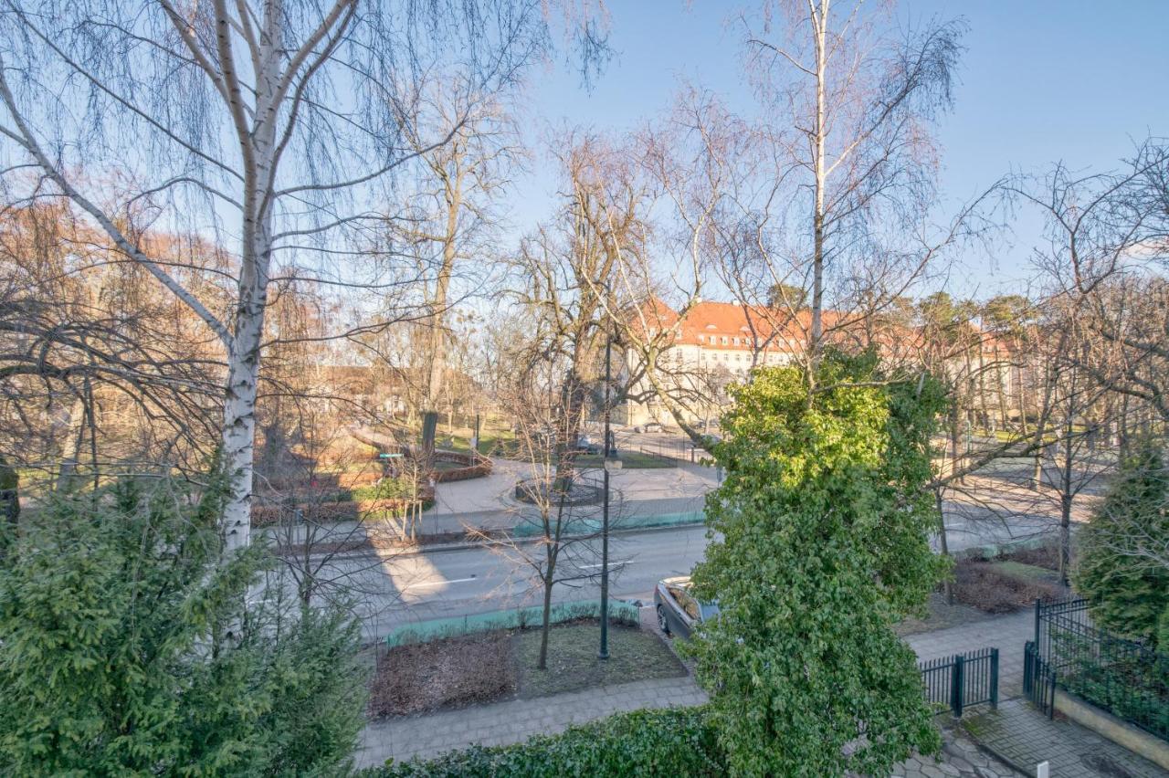 Dom & House - Apartamenty Kamienica Sopocka 150 Metrow Od Plazy Sopot Buitenkant foto