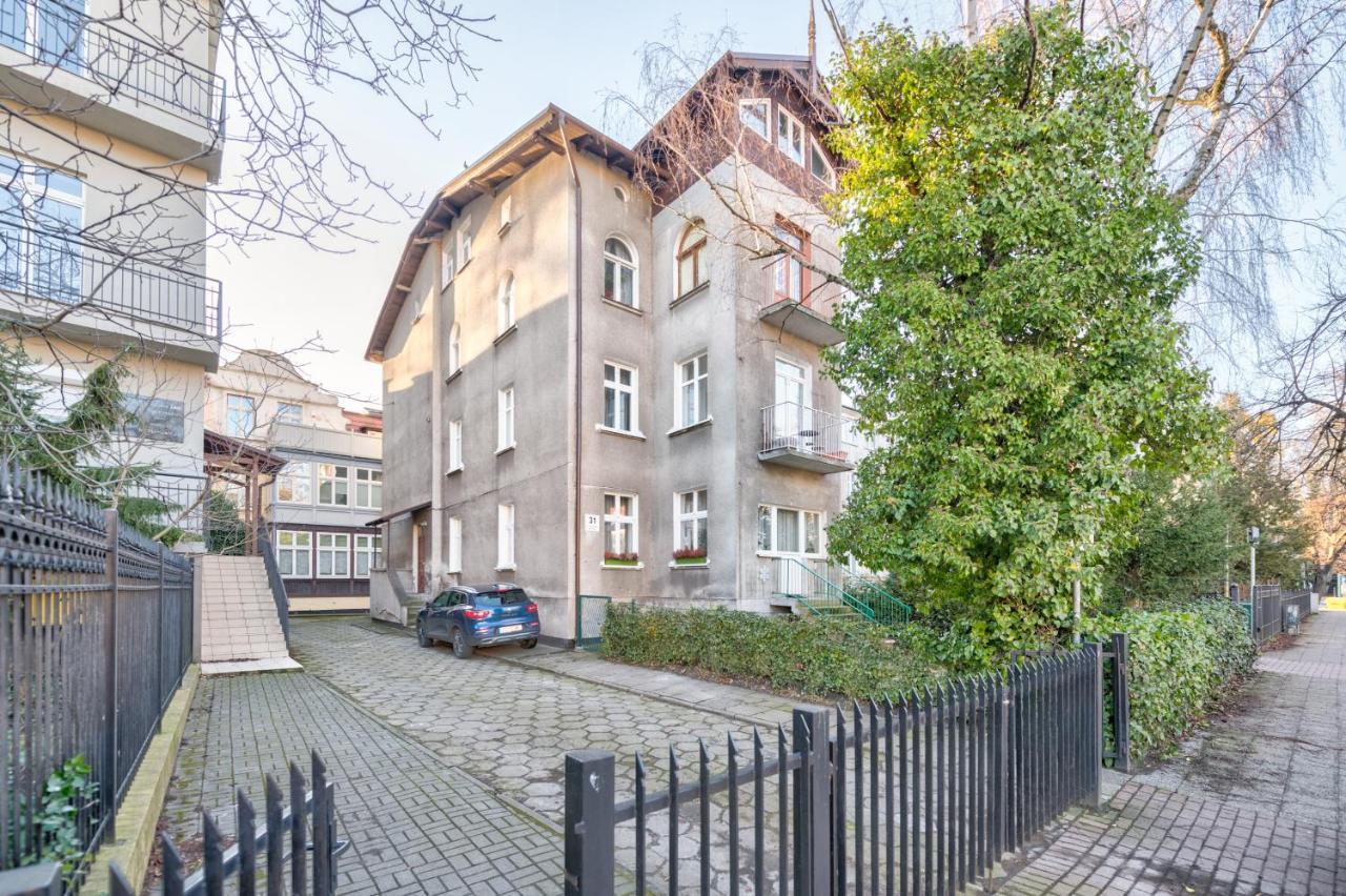 Dom & House - Apartamenty Kamienica Sopocka 150 Metrow Od Plazy Sopot Buitenkant foto